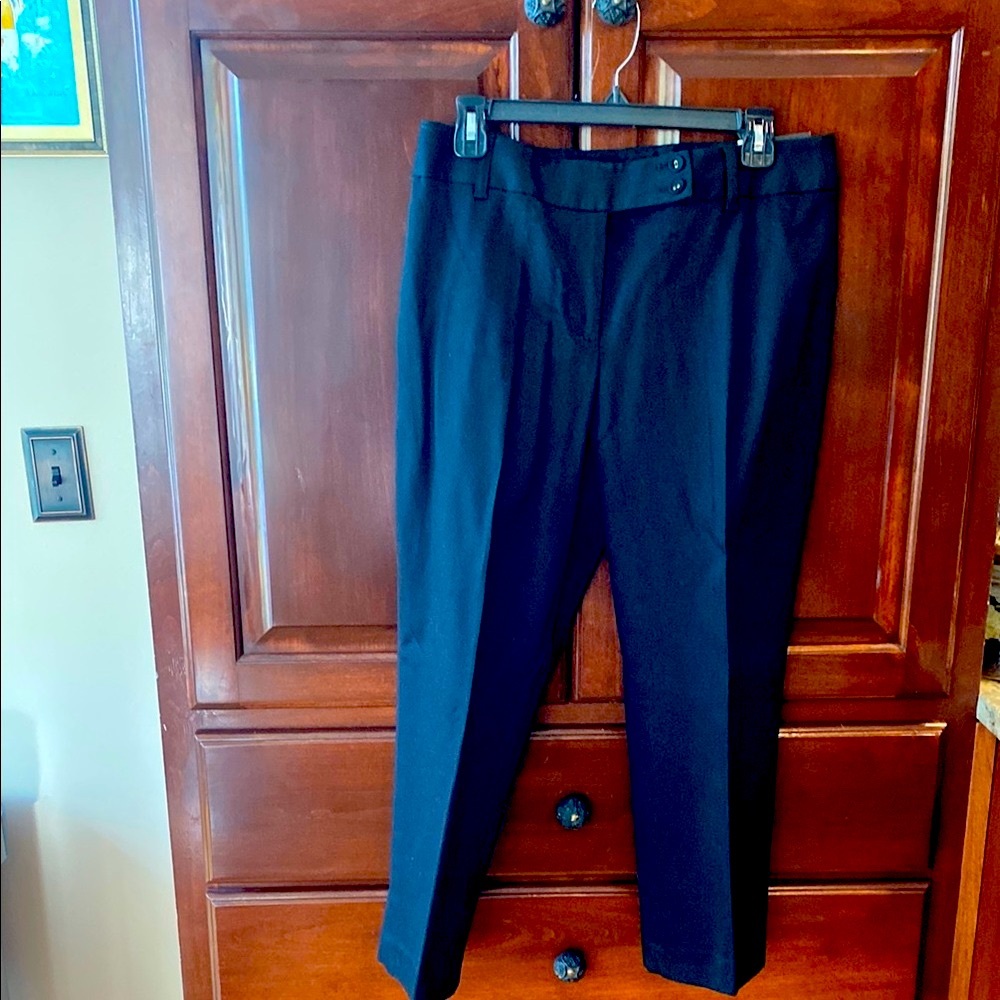 Women’s LOFT Black linen cropped pants